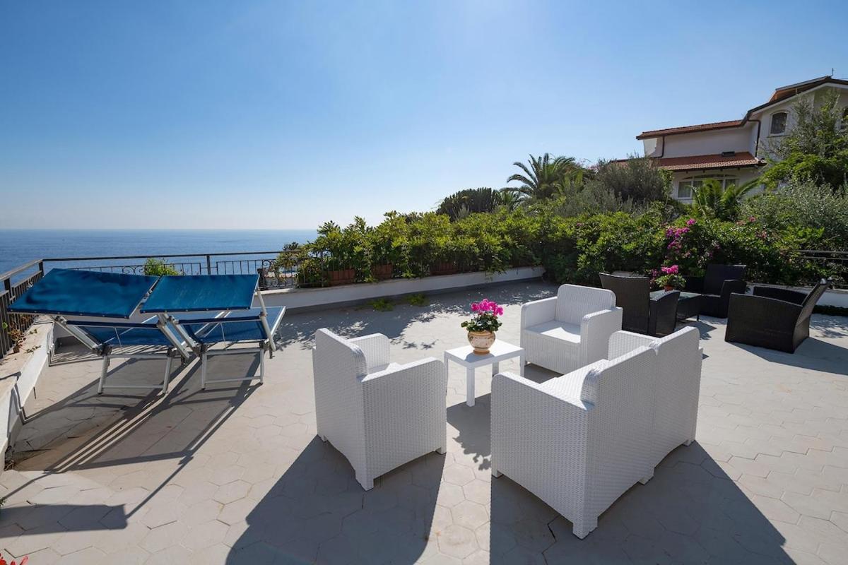 Villa Marinella Close To The Sea With Private Pool ネラノ エクステリア 写真