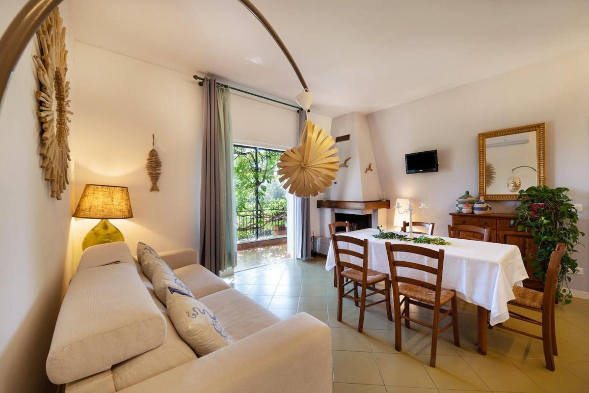 Villa Marinella Close To The Sea With Private Pool ネラノ エクステリア 写真